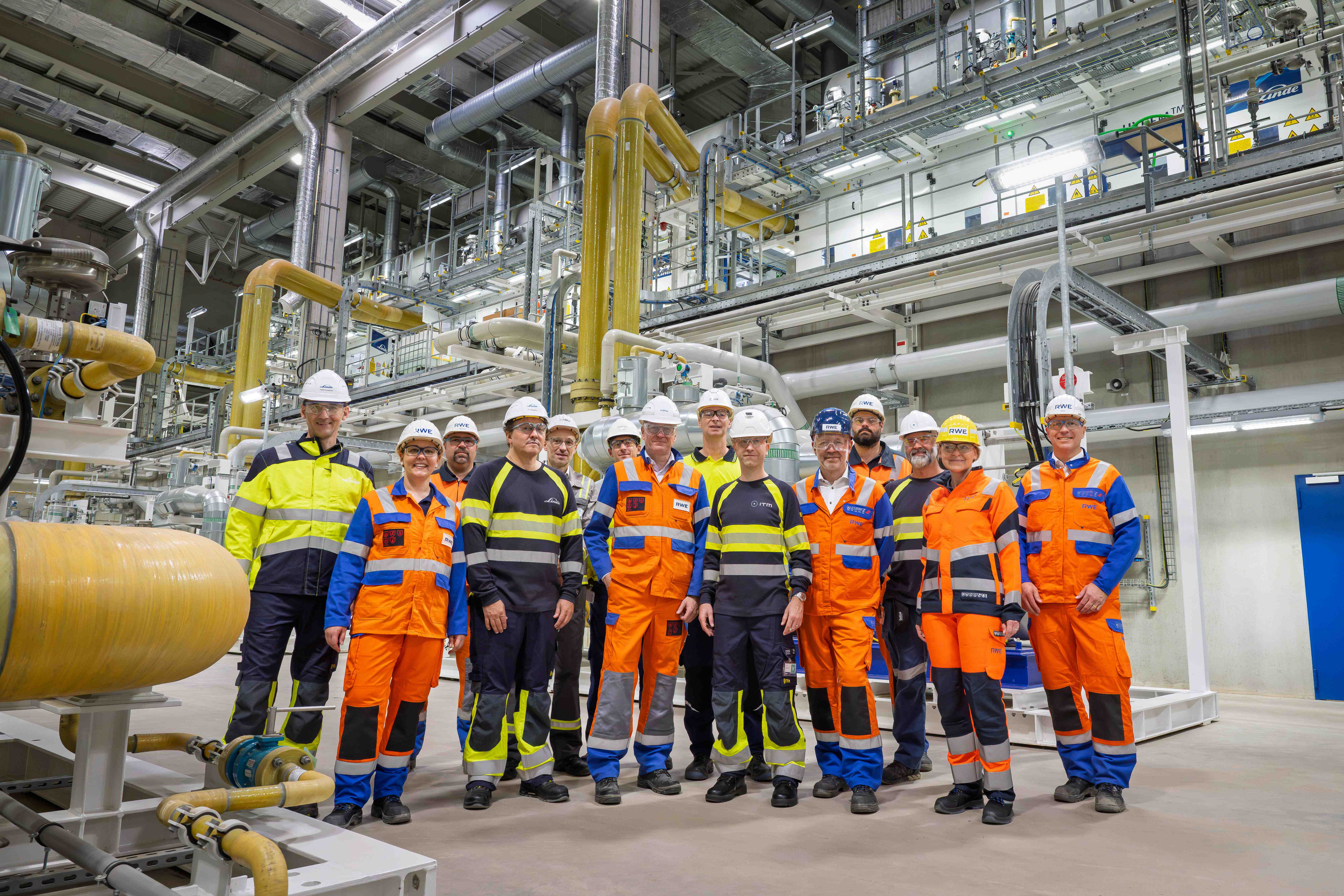 First hydrogen from Lingen reaches customer