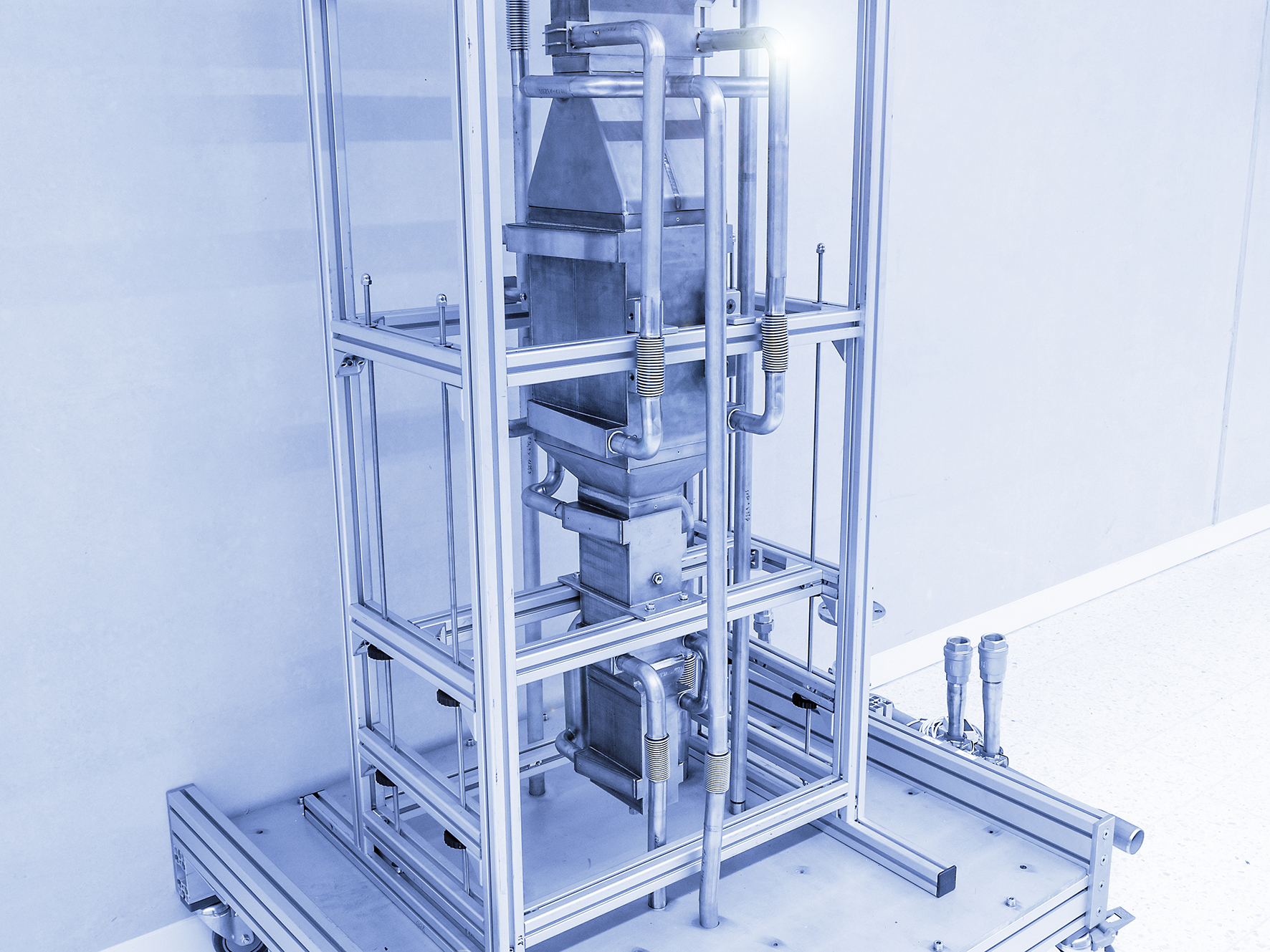 Ammonia and methanol as sustainable hydrogen carrier for future mobile and stationary applications
