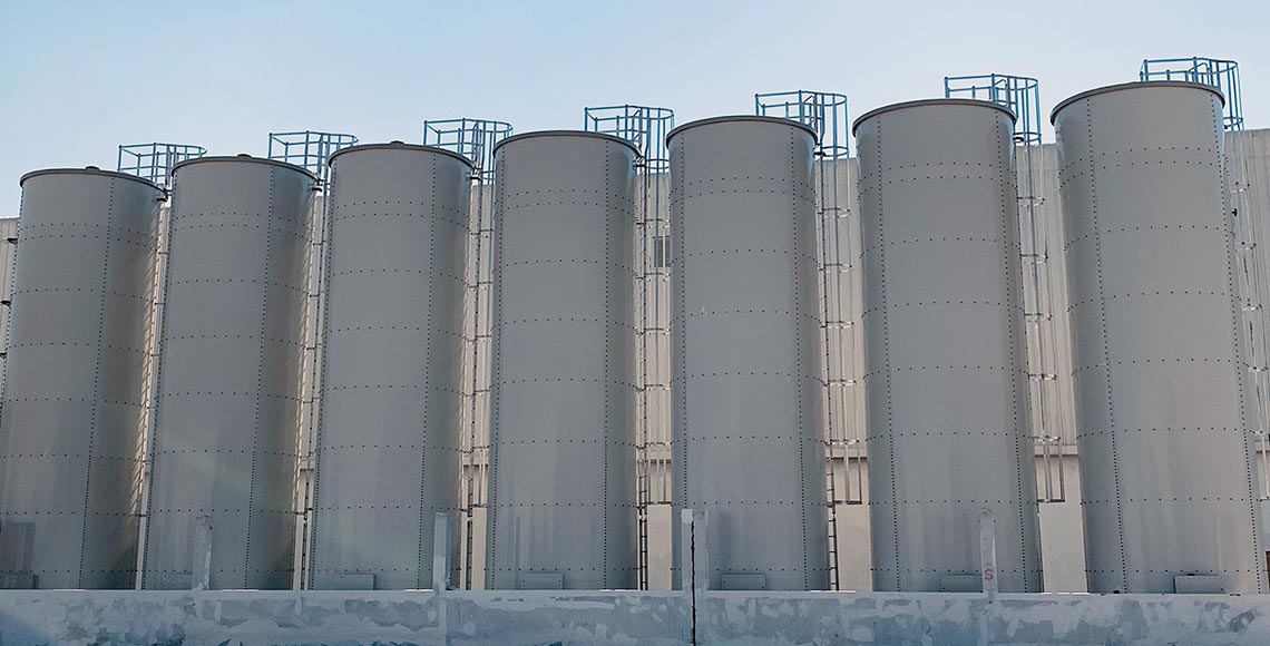 Bulk liquid storage solutions for CCUS and infrastructure projects