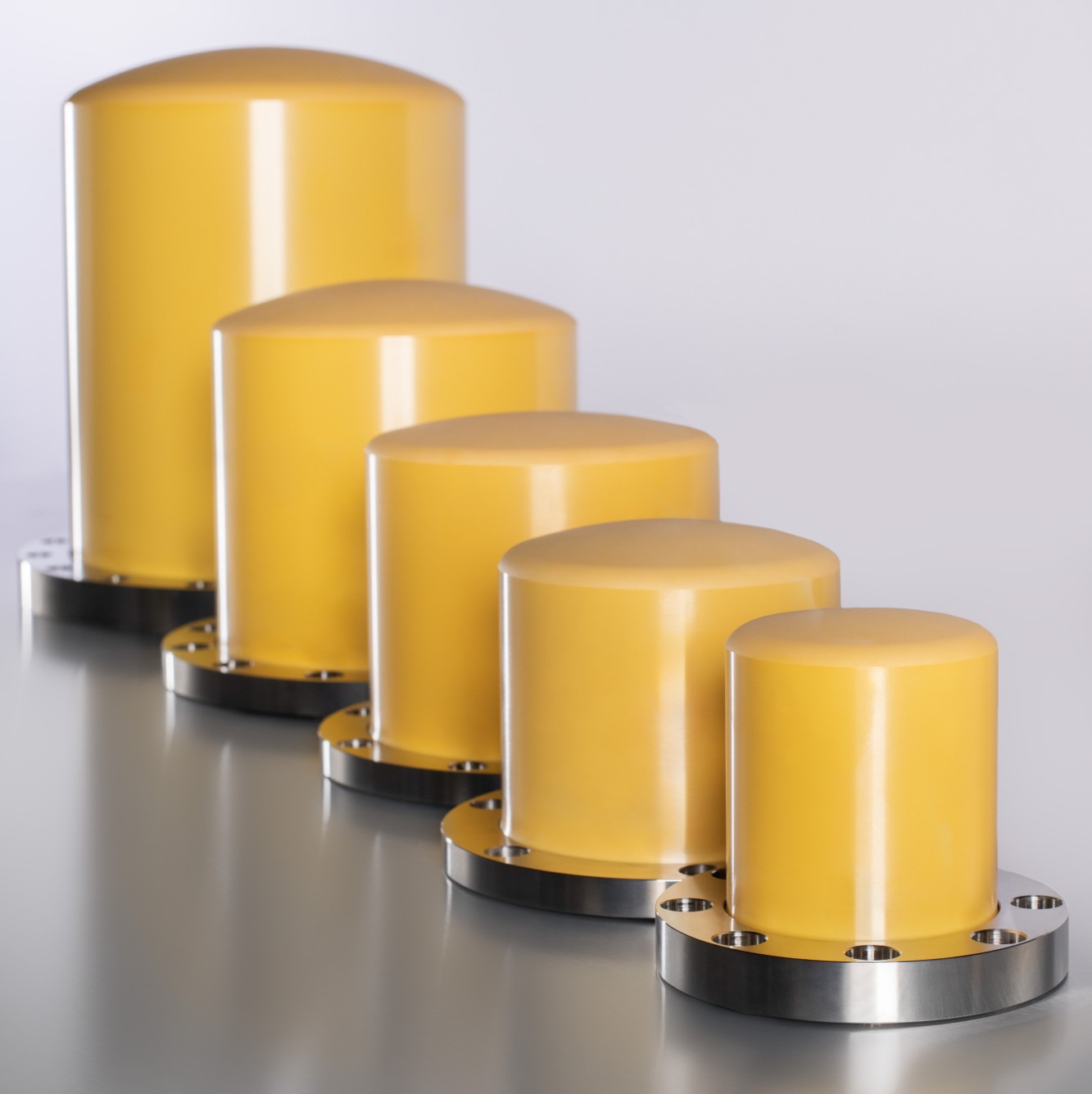 Ceramic canister