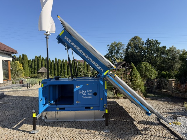 H2ALLINONE® - Self-charging, hydrogen-powered, mobile hybrid power plants