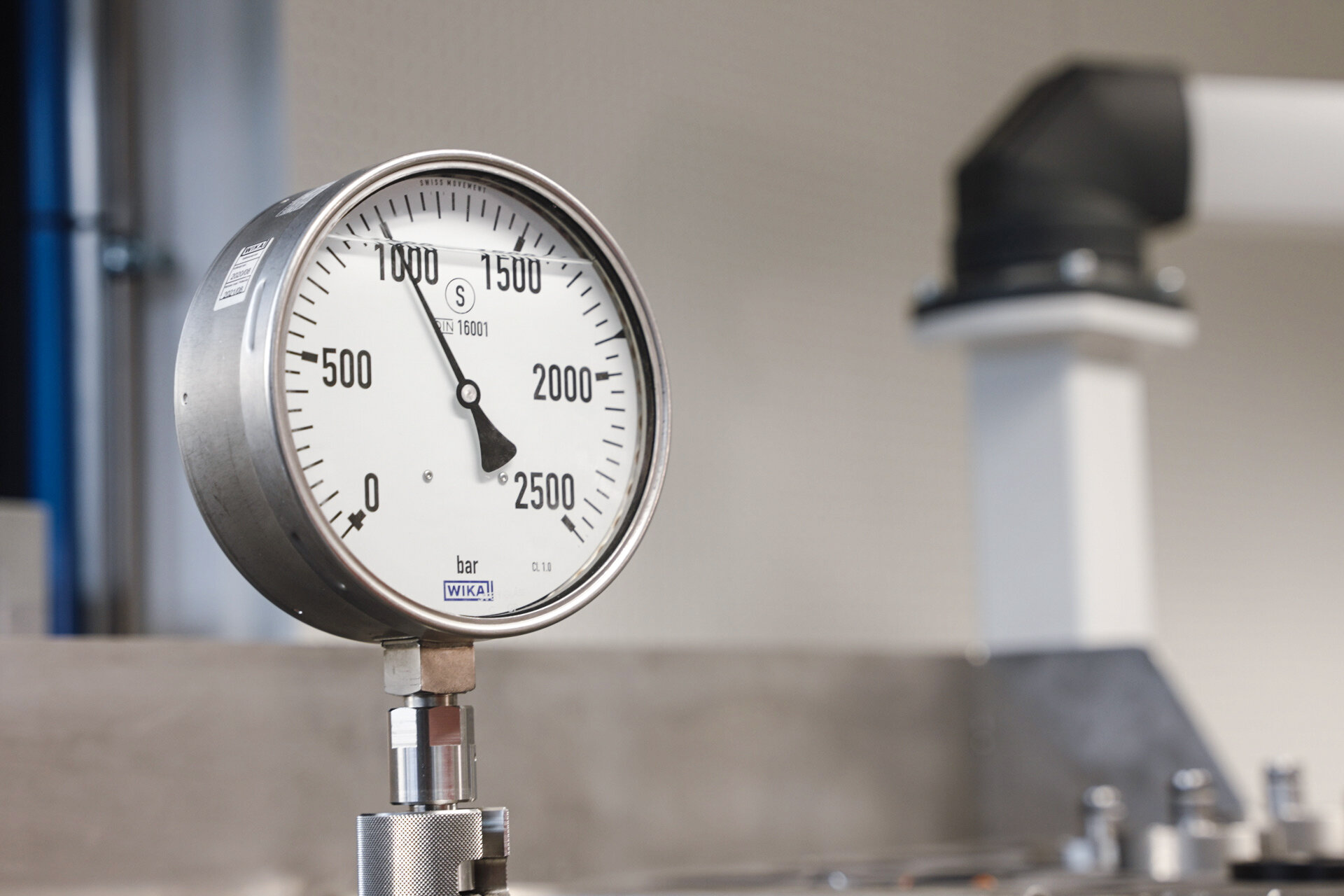 High-pressure safety valve series 492