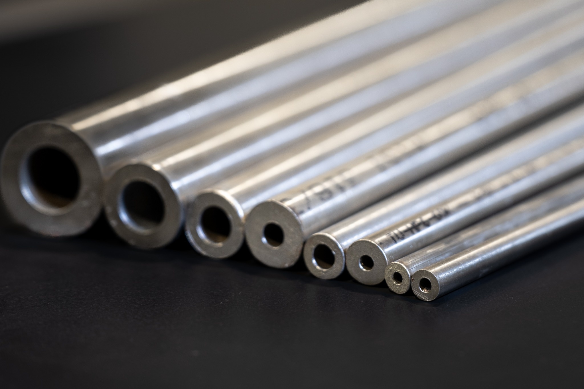 HIGH PRESSURE TUBES FOR HYDROGEN APPLICATIONS