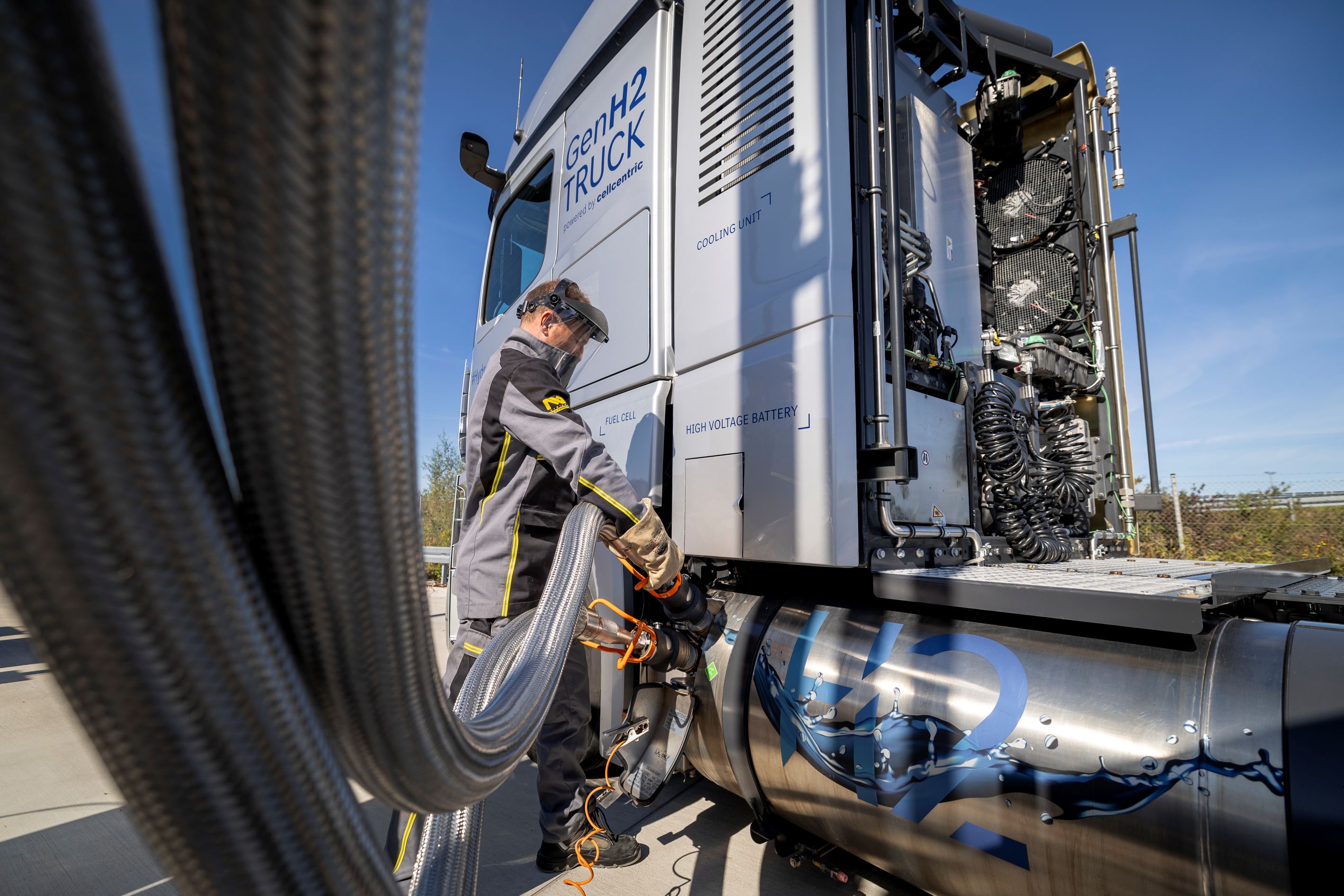 Austrian engineers develop key technology for Europe's climate-friendly truck traffic