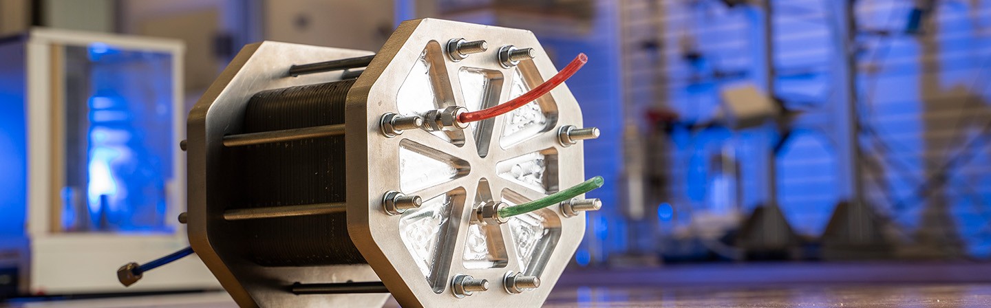 Welded PEM Electrolyzer and PEM Cell Assembly / CO2 electrolyzer / Modular Electrochemical Laboratory Cell
